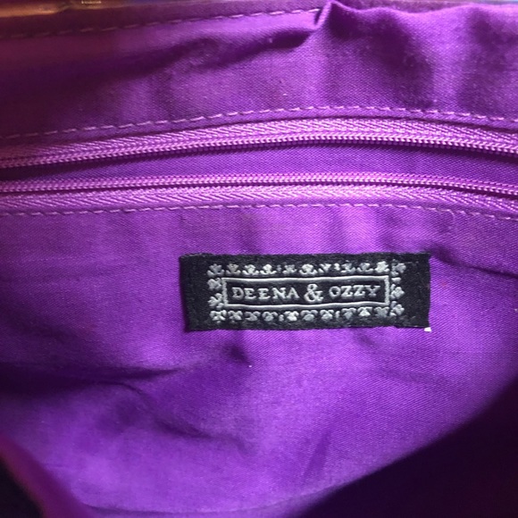 Deena & Ozzy purple holographic envelope clutch - Picture 5 of 5